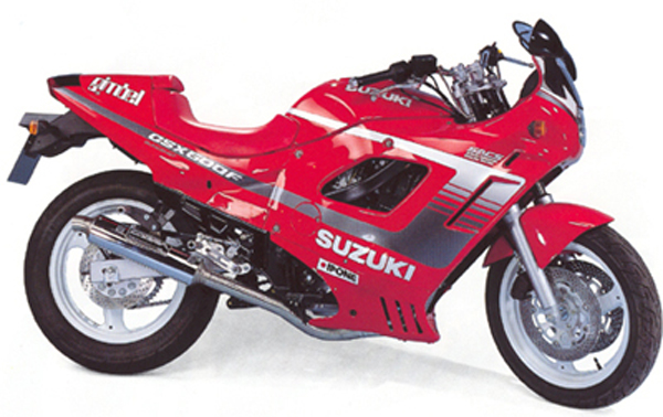 Soziussitzabdeckung für SUZUKI GSX 600   F 87   97  